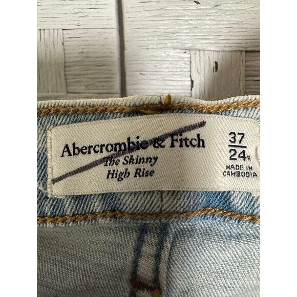 Abercrombie & Fitch light wash skinny jean distressed raw hem normcore plus size - Picture 5 of 12
